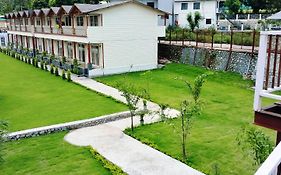 Qcent Woods Resort & Spa, Rishikesh