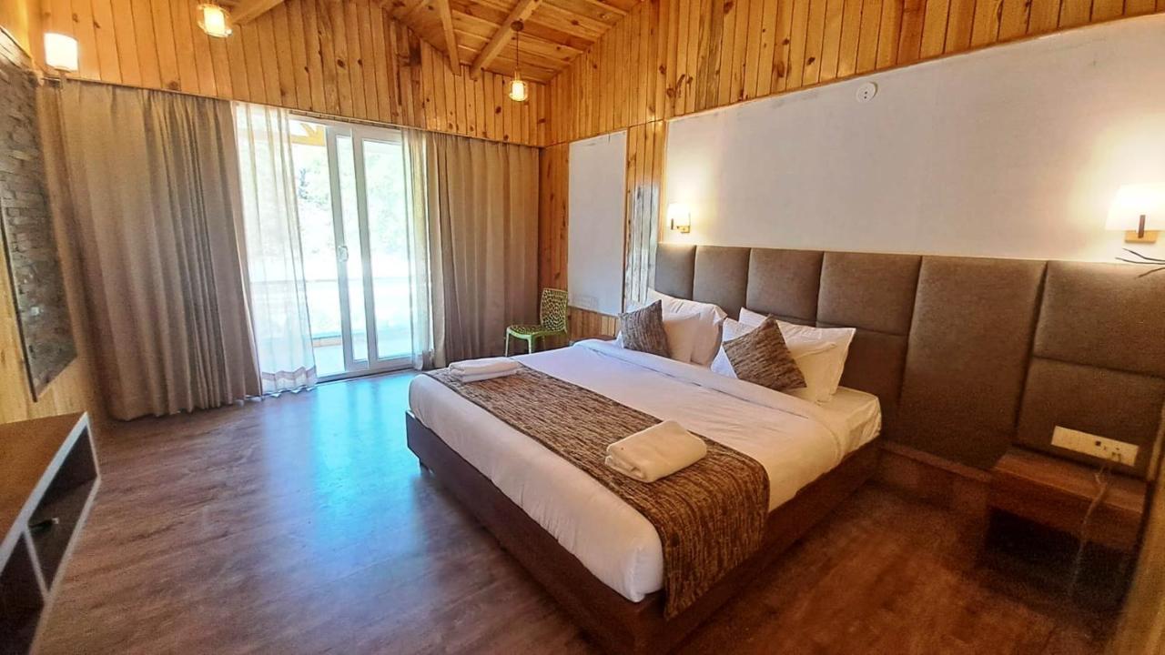 Qcent Woods Resort & Spa, Rishikesh Exterior photo
