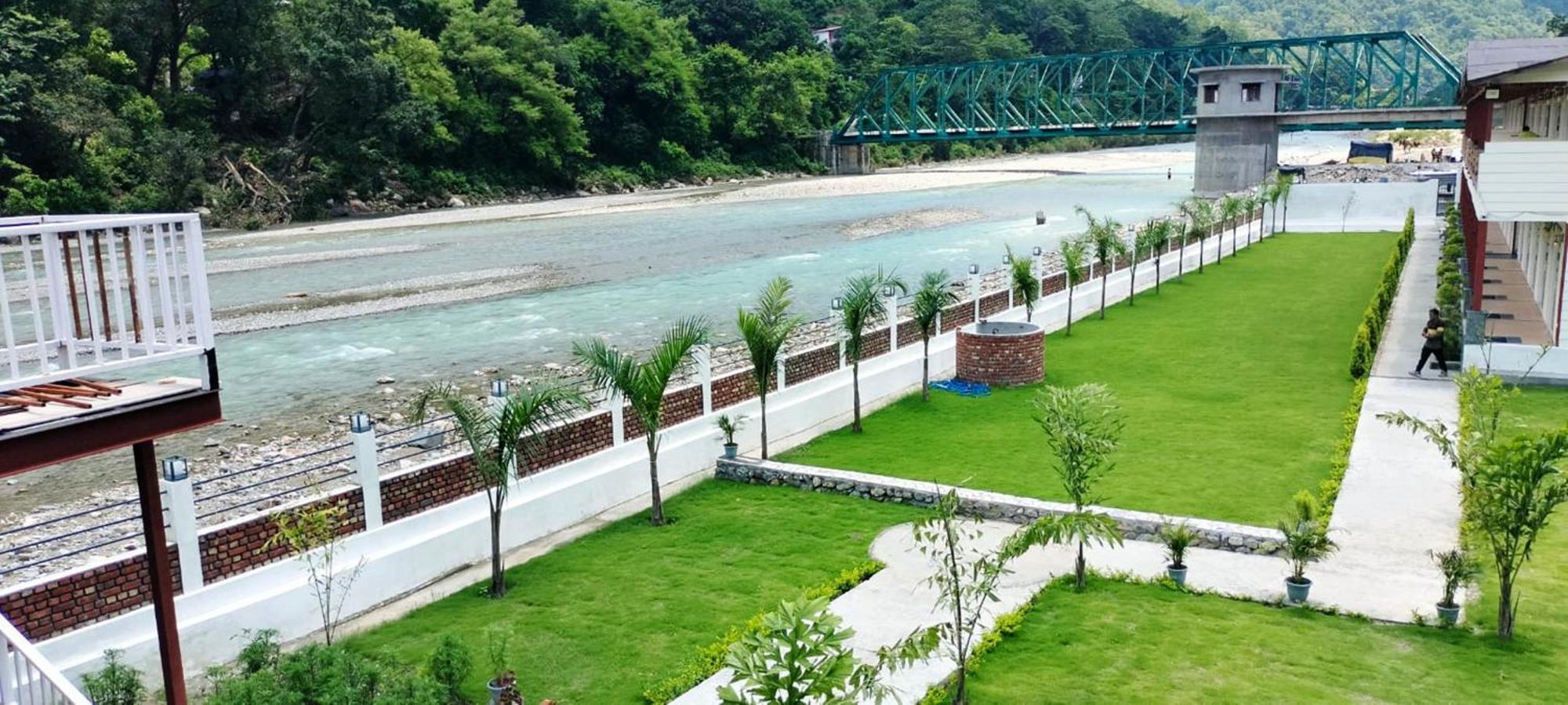 Qcent Woods Resort & Spa, Rishikesh Exterior photo