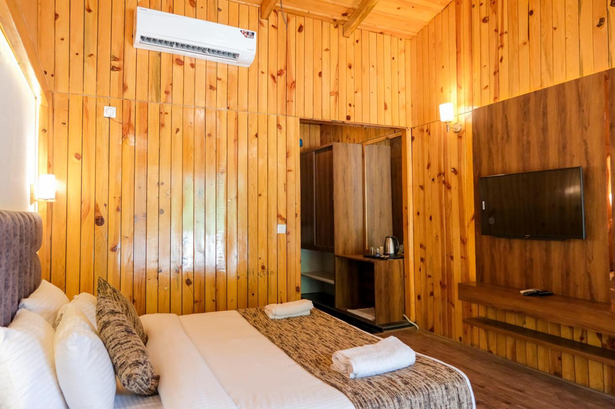 Qcent Woods Resort & Spa, Rishikesh Exterior photo