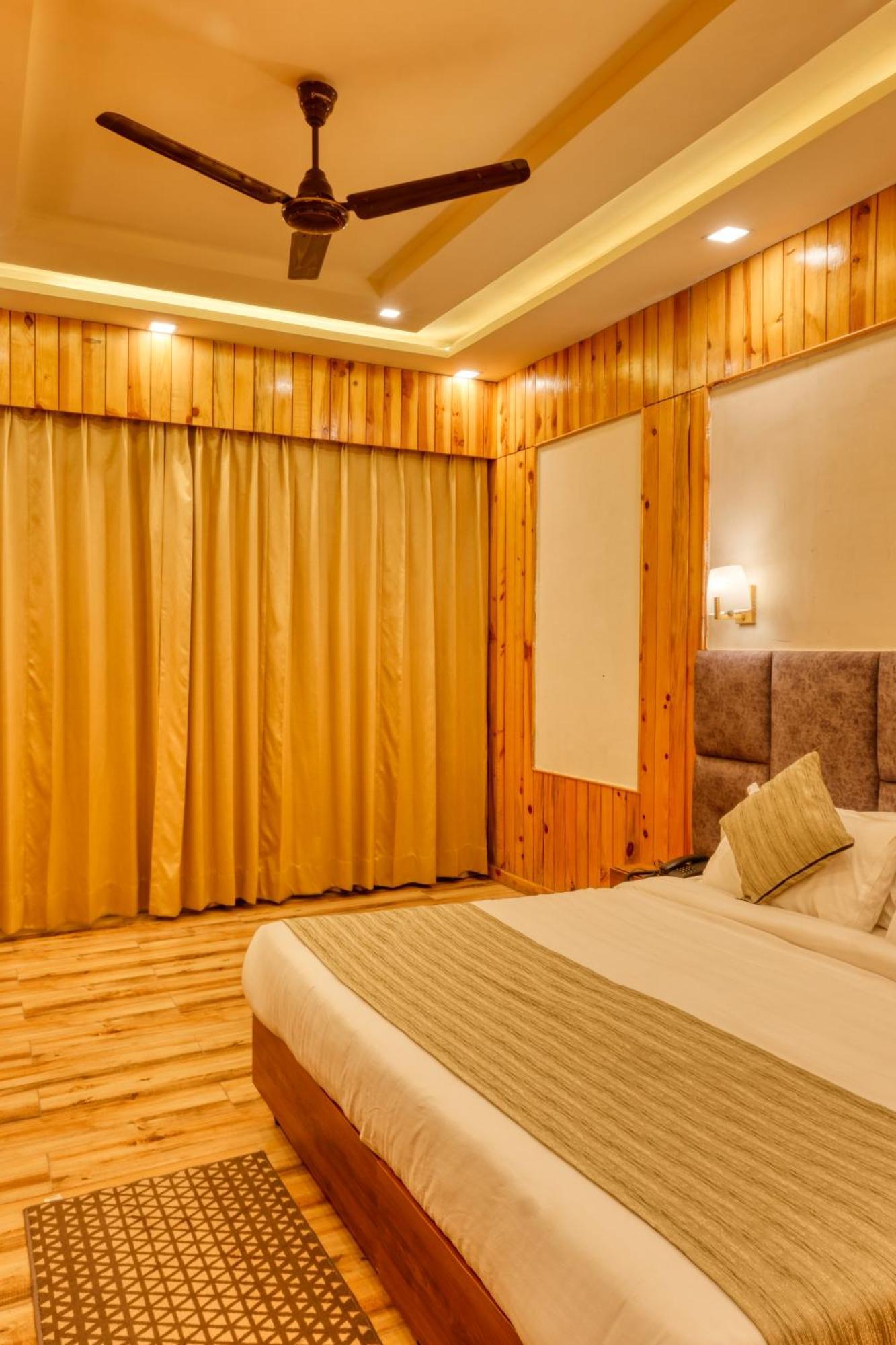 Qcent Woods Resort & Spa, Rishikesh Exterior photo